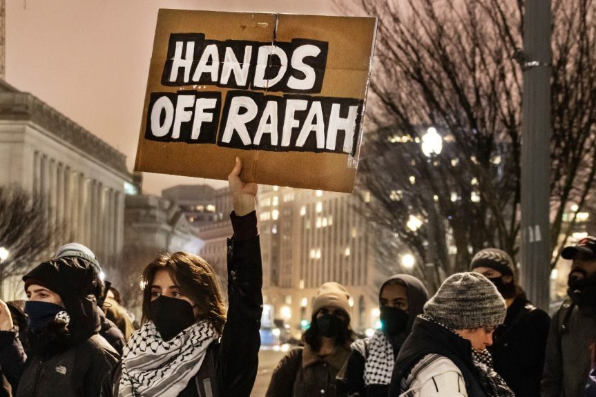 Hands_off_rafah_Image_Diane_Krauthamer_Wikimedia_Commons